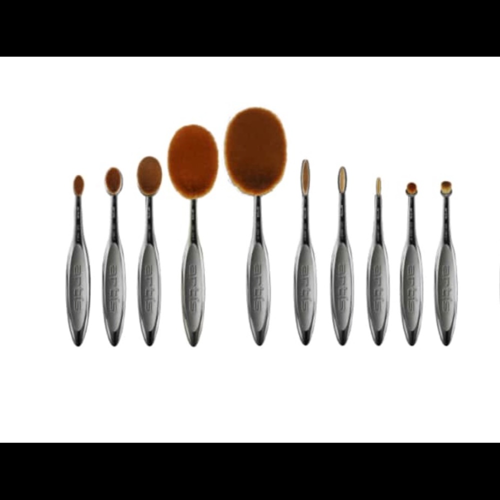 10 Brush Set missing Oval 6, oval 3 and circle 1R